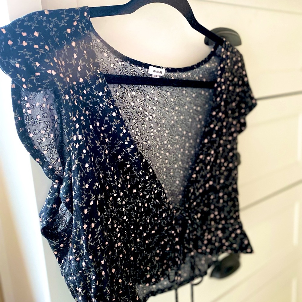 Garage Floral Tie Front Top